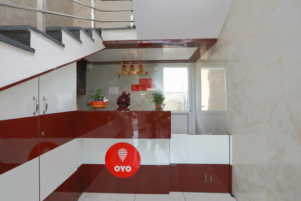 Oyo 22211 Shree Ankanatheshwara Residency Hotel Nanjangud ภายนอก รูปภาพ