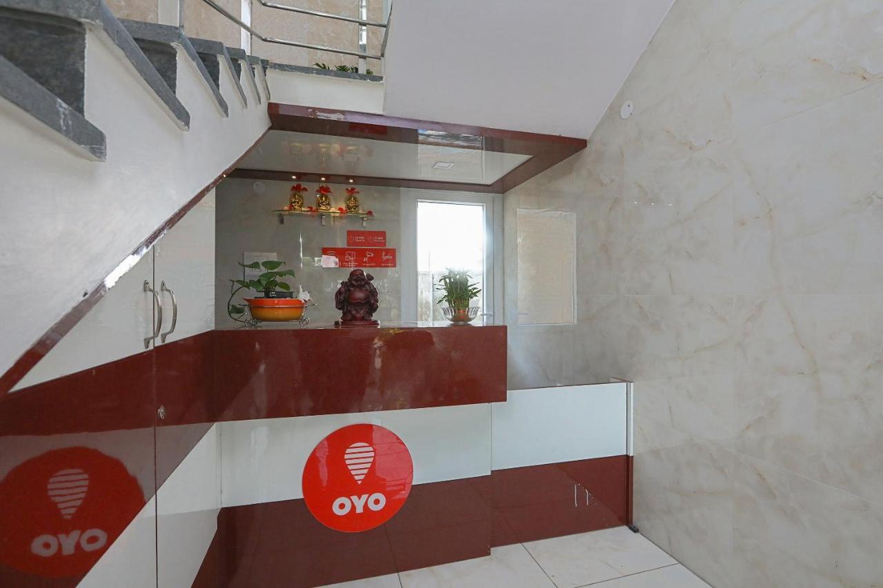 Oyo 22211 Shree Ankanatheshwara Residency Hotel Nanjangud ภายนอก รูปภาพ